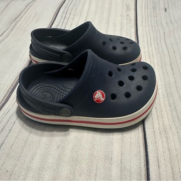 Crocs Crocband Navy Blue Red Stripe Kid Toddler Sz 6/7 Preschool Water Sandals - Picture 2 of 10